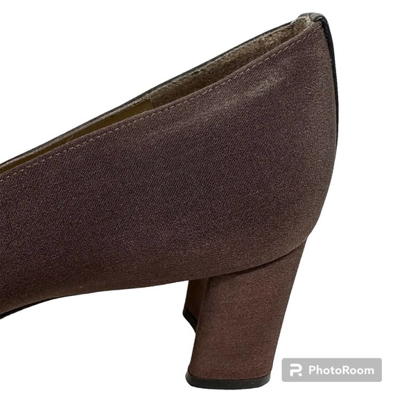 STUART WEITZMAN brown fabric/satin leather classic heel pumps shoe size 8.5 AA - Picture 8 of 13